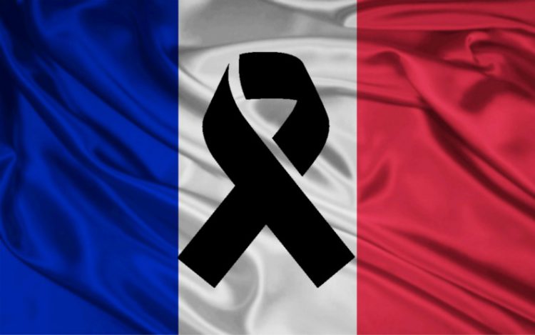 http://aself.org/wp-content/uploads/2016/07/bandera_Francia_luto.jpg