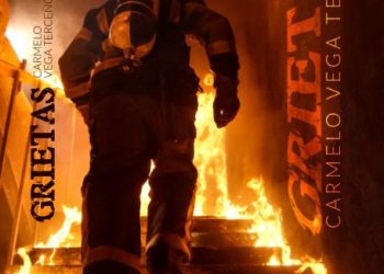 LIBRO ´GRIETAS´, ESCRITO POR CARMELO VEGA