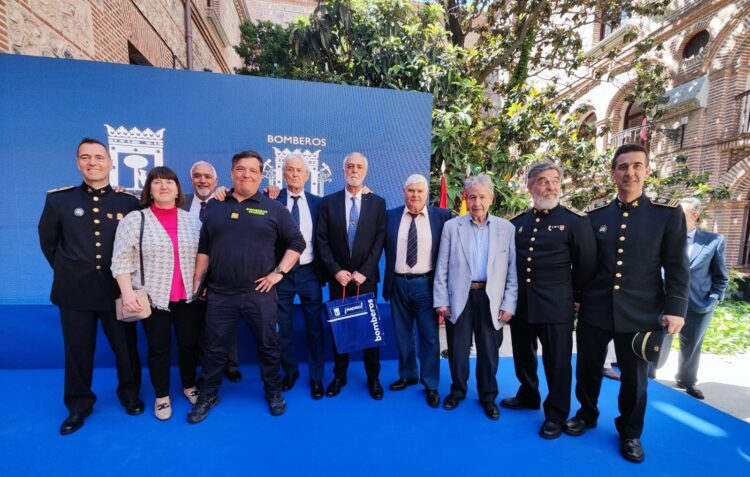 HOMENAJE A RAFAEL FERRÁNDIZ, JEFE DE BOMBEROS DEL AYUNTAMIENTO DE MADRID RECIENTEMENTE JUBILADO